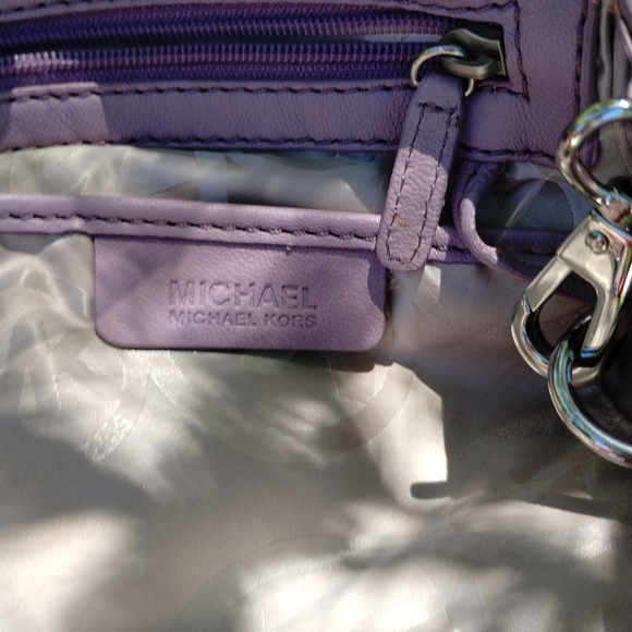 MICHAEL Michael Kors ERIN lilac leather shoulder handbag - Picture 11 of 17